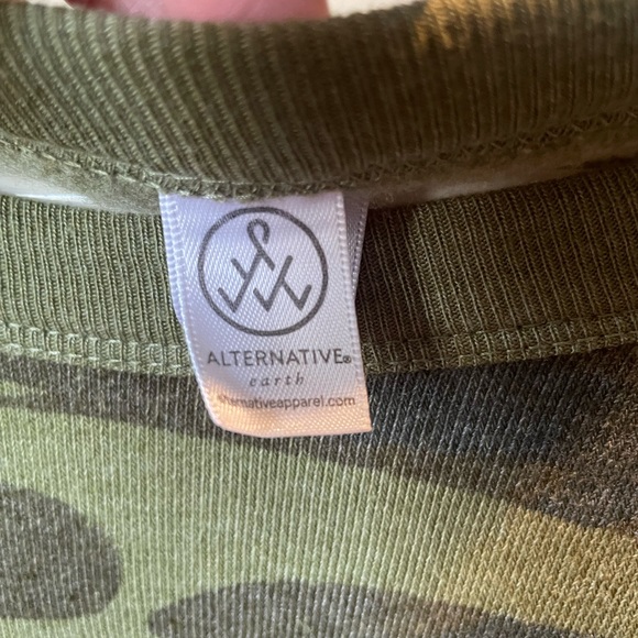 The Second City Camo sweatshirt - Picture 3 of 3